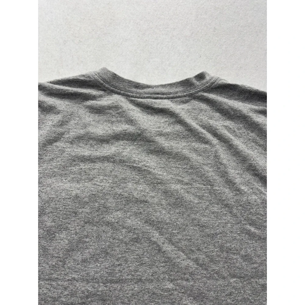 Carhartt Shirt Mens Medium Gray Cropped Pocket T-Shirt Short Sleeve Tagless